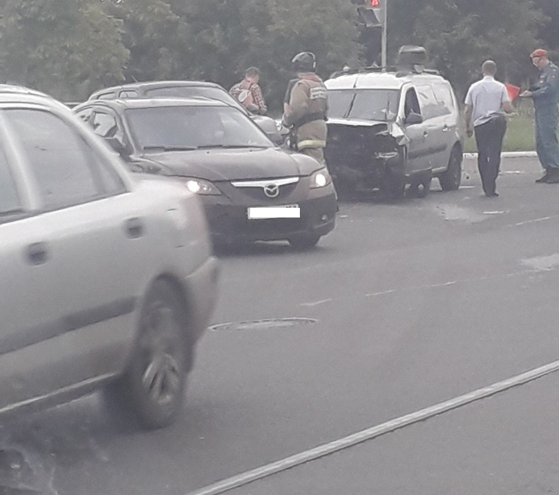 авария на улице Ильинской в НИжнем Новгороде 14 августа