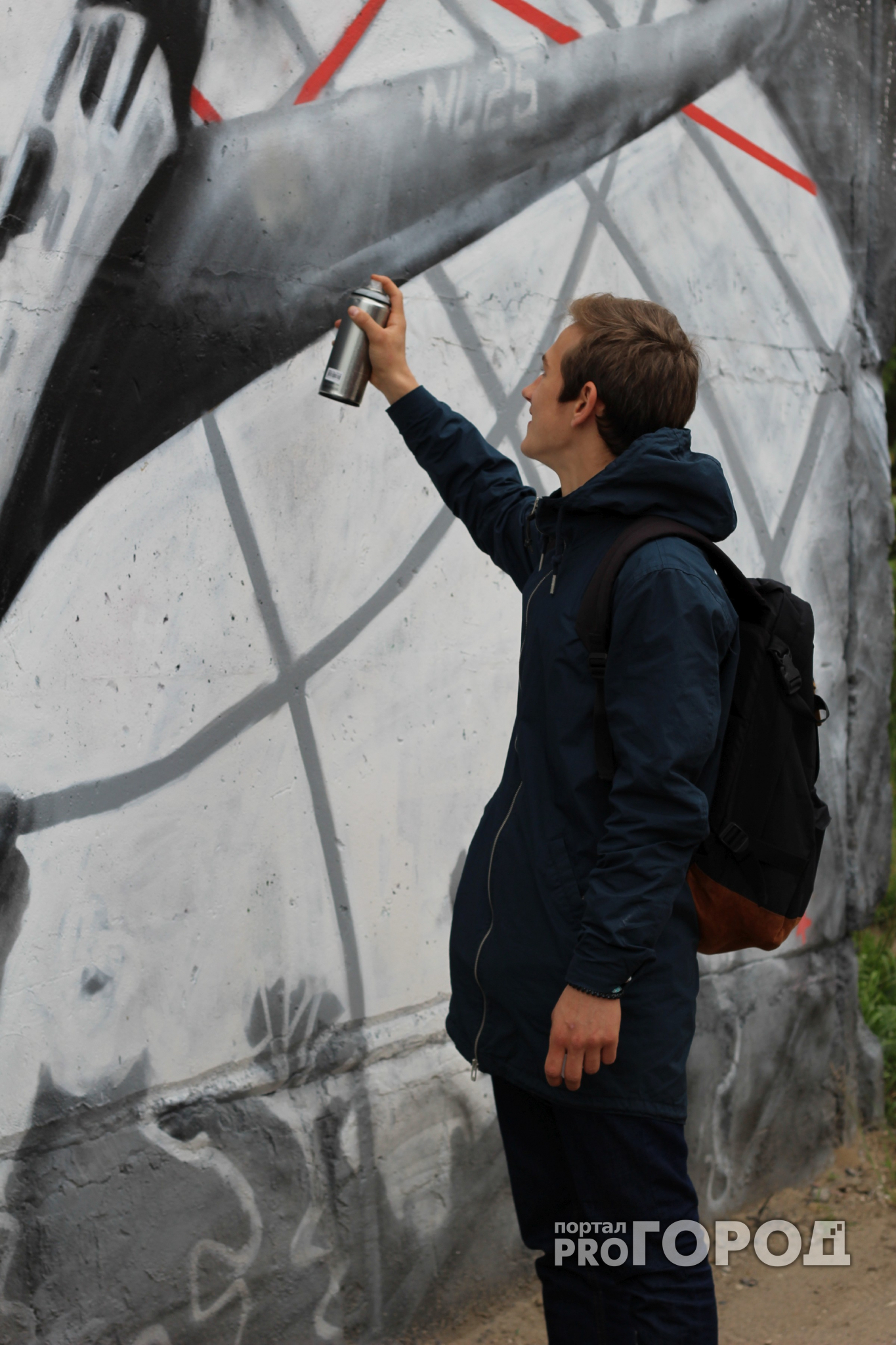 Нижегородская полиция скрутила московских художников на фестивале стрит-арта