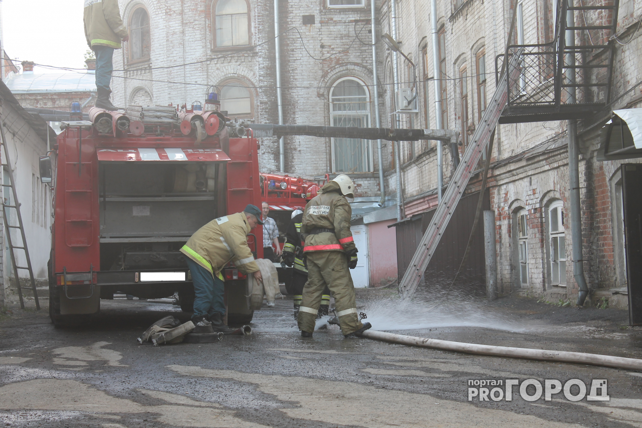 Из нижегородской пятиэтажки среди ночи эвакуировали 19 человек