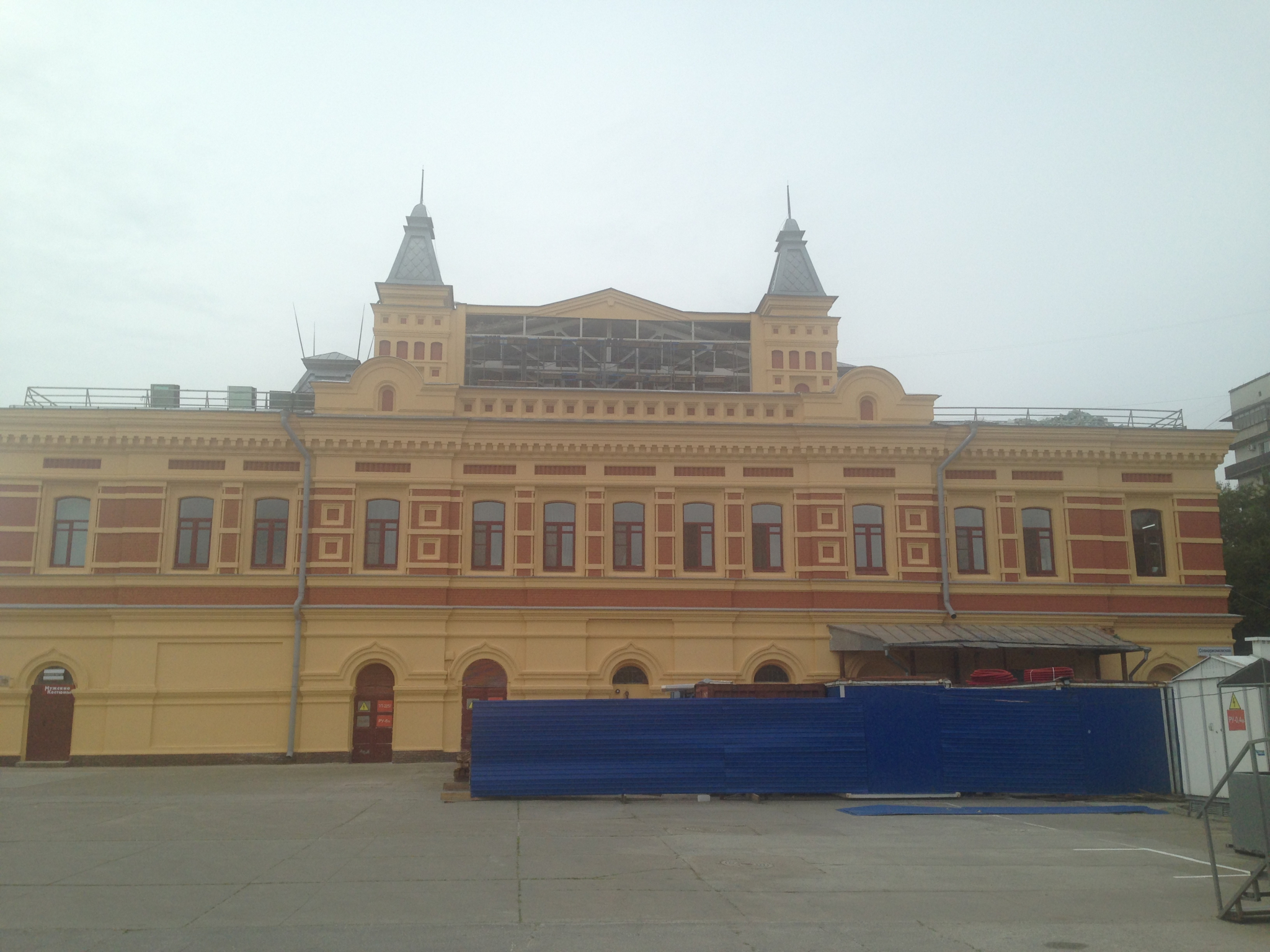 В Нижнем Новгороде главный ярмарочный дом приобретает первоначальный внешний вид (ФОТО)