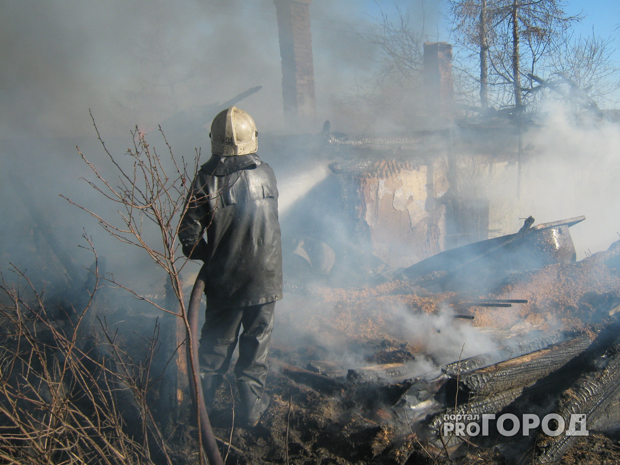 В Нижегородской области молодые женщина и мужчина серьезно пострадали на пожаре
