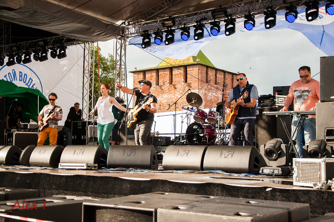 Фоторепортаж: в Нижний Новгород вернулся старейший рок-фестиваль