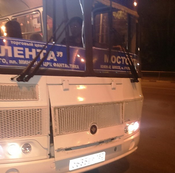 Маршрутное такси с пассажирами загорелось в Нижнем Новгороде
