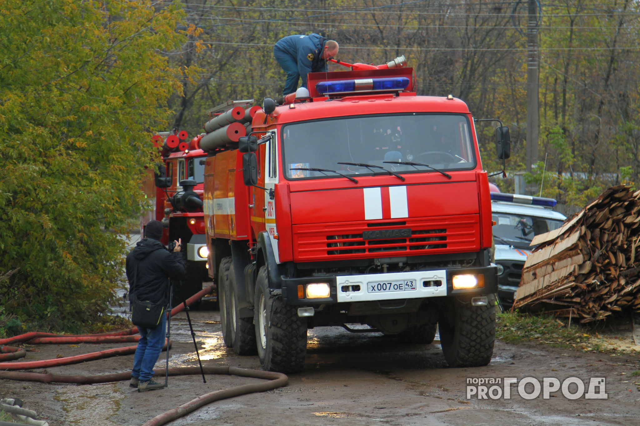 В Нижегородской области сгорели баня, дом и иномарка