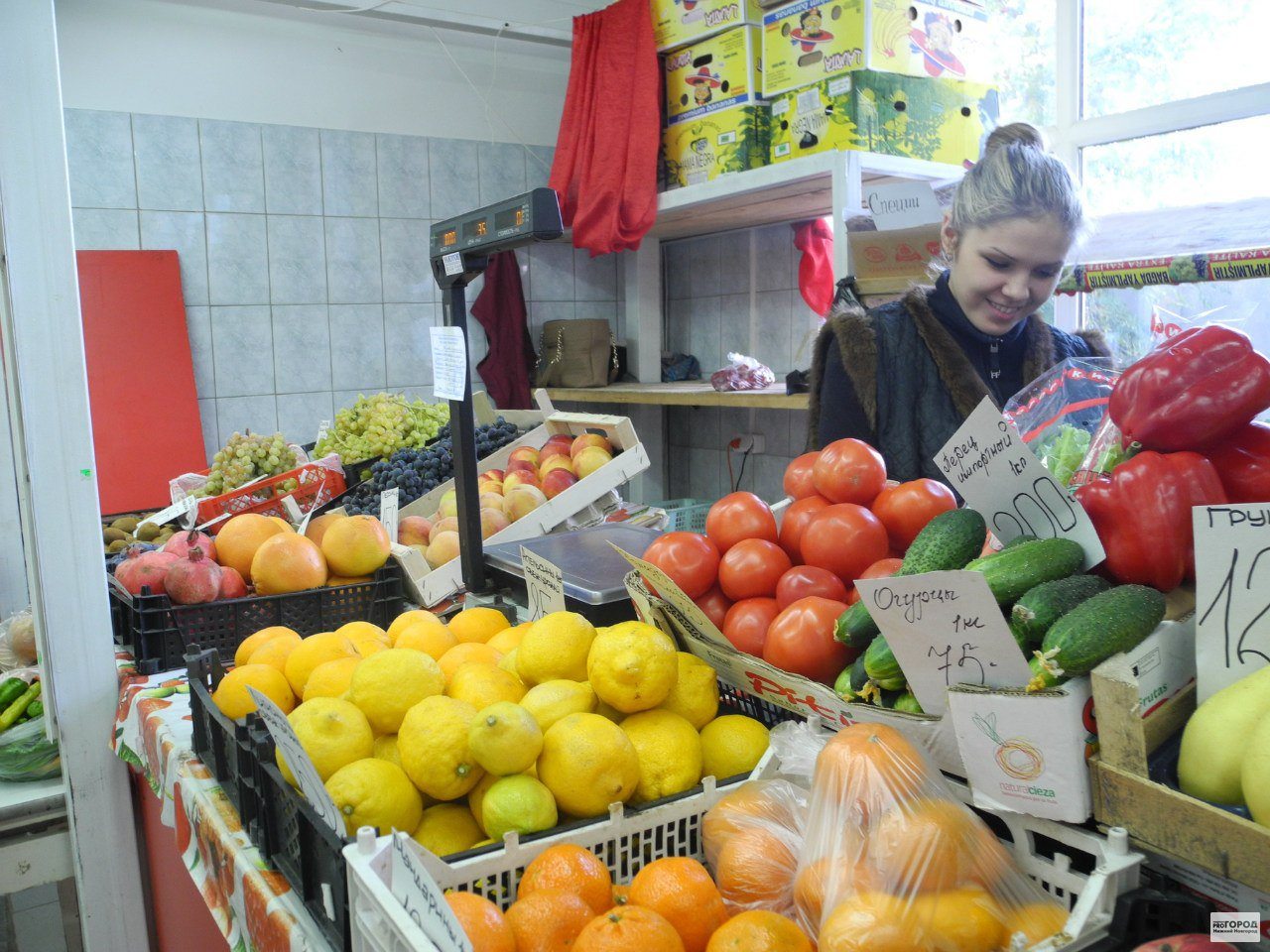 В Нижегородской области продолжают снижаться цены на фрукты и овощи