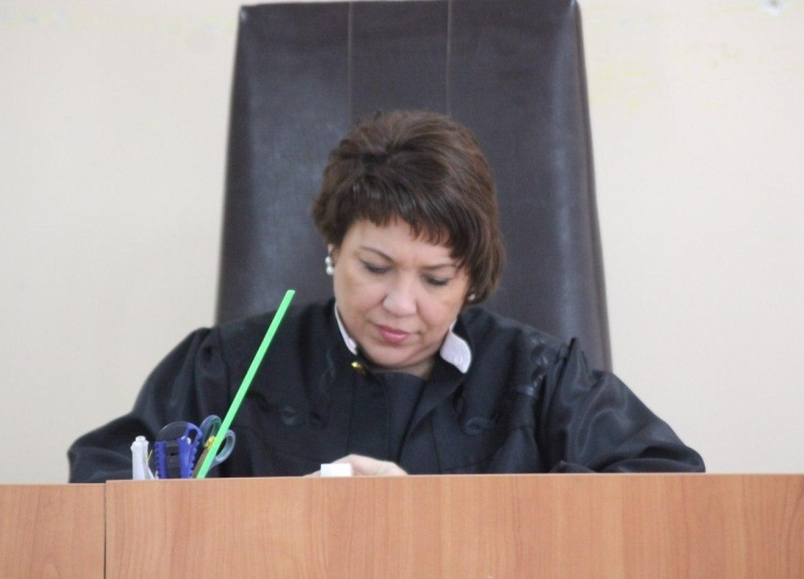 Нижегородская судья, признавшая Сергея Белова виновным, уходит в отставку