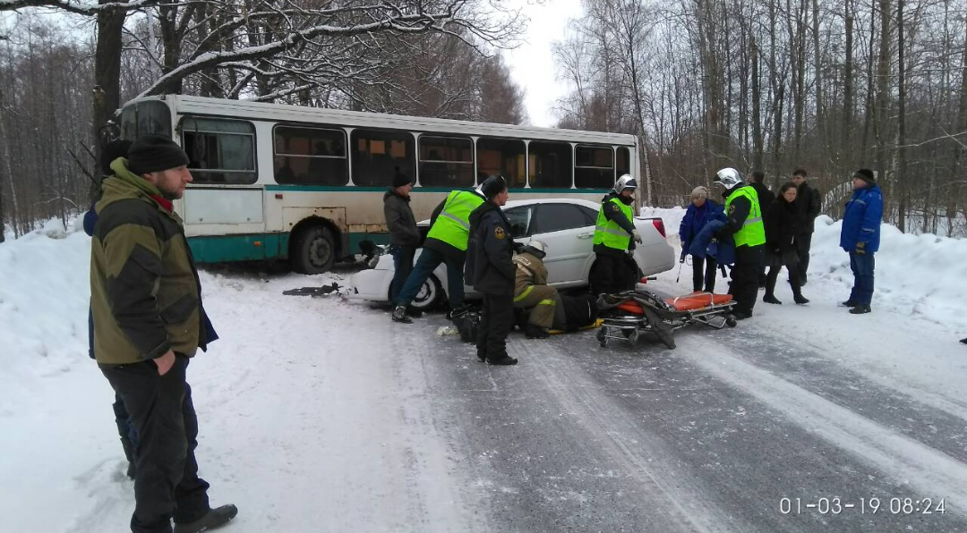Восемь человек пострадало в аварии на трассе в Балахнинском районе (ФОТО)