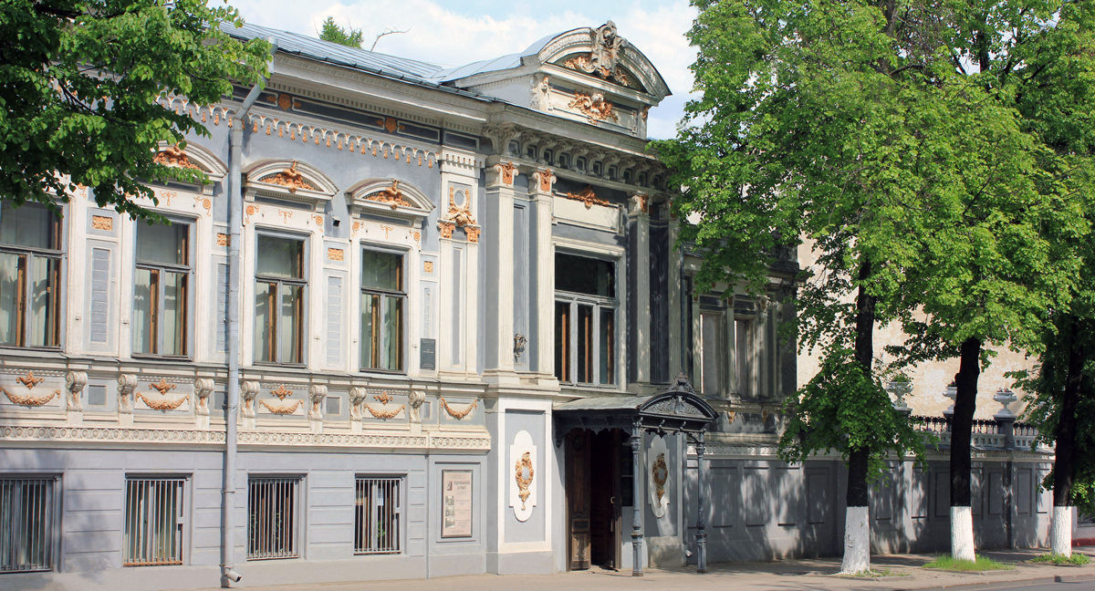 Стало известно, кто займется реставрацией сгоревшего Литературного музея имени Горького