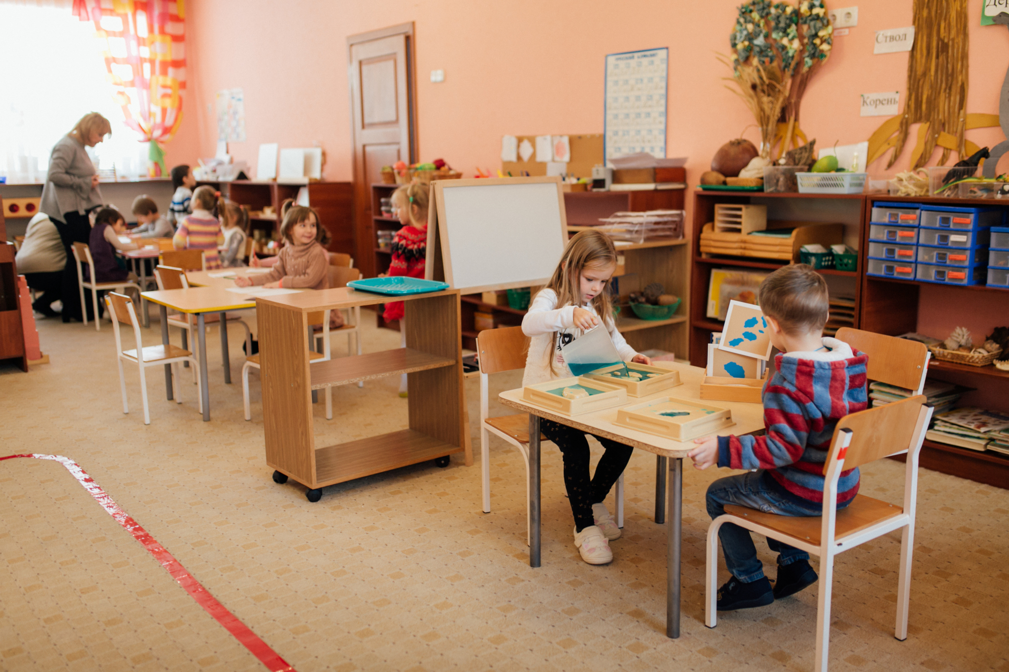 В России могут ввести выплату для семей за отказ от места в детском саду