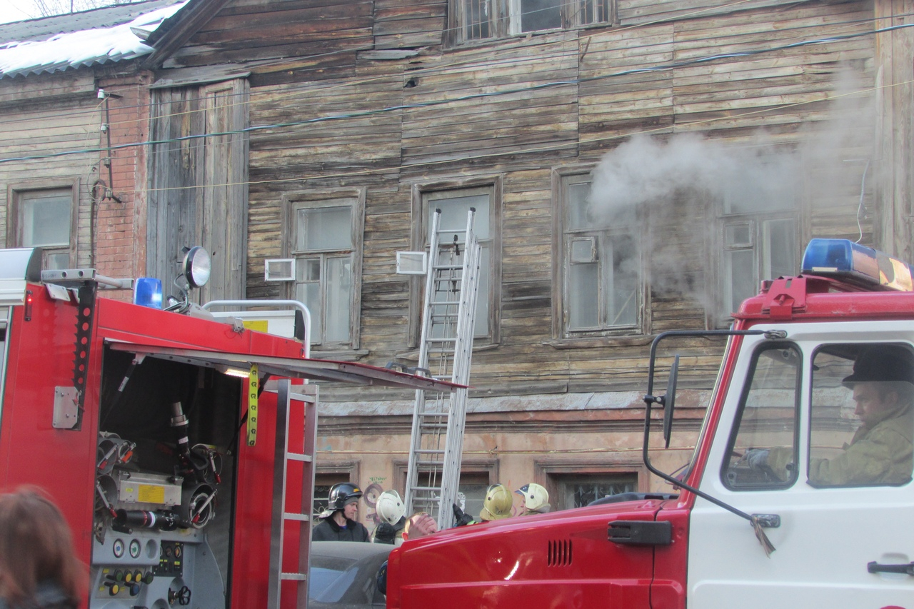 Два человека погибли на пожаре в жилом многоквартирном доме в Городце
