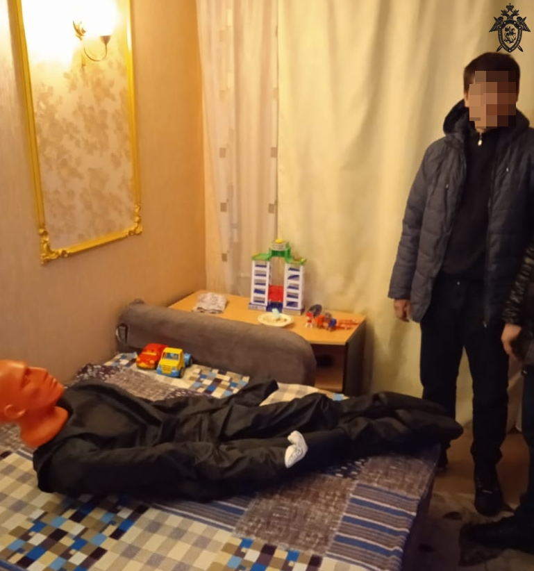 Мужчина убил родного брата за испорченный диван в Дзержинске