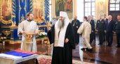 Нижегородский митрополит Георгий освятил российский флаг