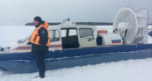 На воротынском льду спасли тонущего рыбака