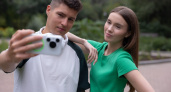 Смартфоны с ИИ догоняют фоторедакторы по росту популярности