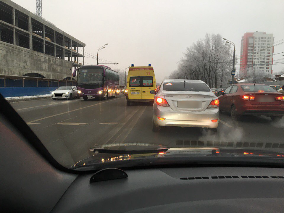В Нижнем Новгороде медики ездят на скорой как на такси