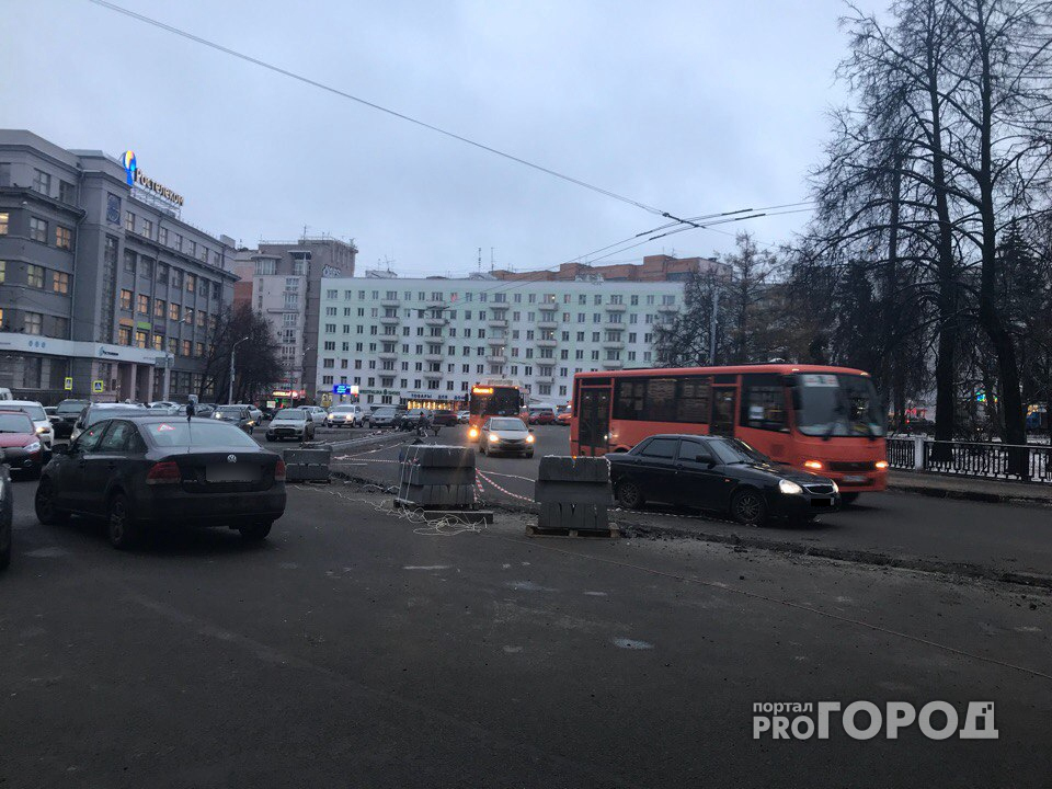 В Нижнем Новгороде на площади Горького строят платную парковку