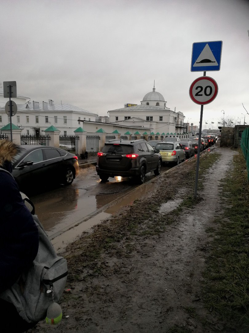 Водитель наехал на школьника на пешеходном переходе в Нижнем Новгороде