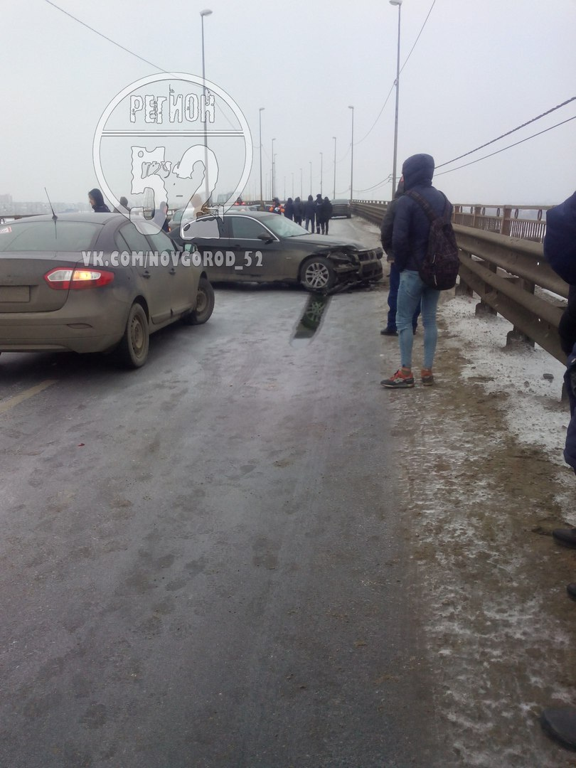 Три аварии на Борском мосту, пробка в сторону Нижнего Новгорода 20 января 2018 года
