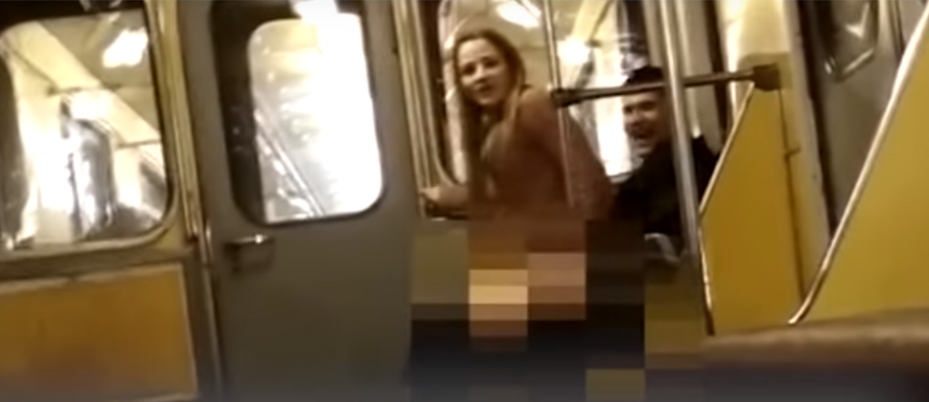 Секс в метро порно видео