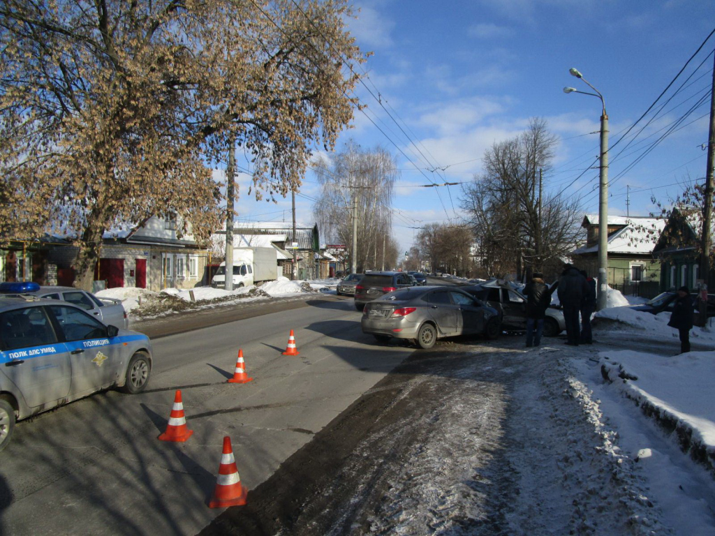 авария на улице Кима Нижнего Новгорода 26 февраля 2018 года