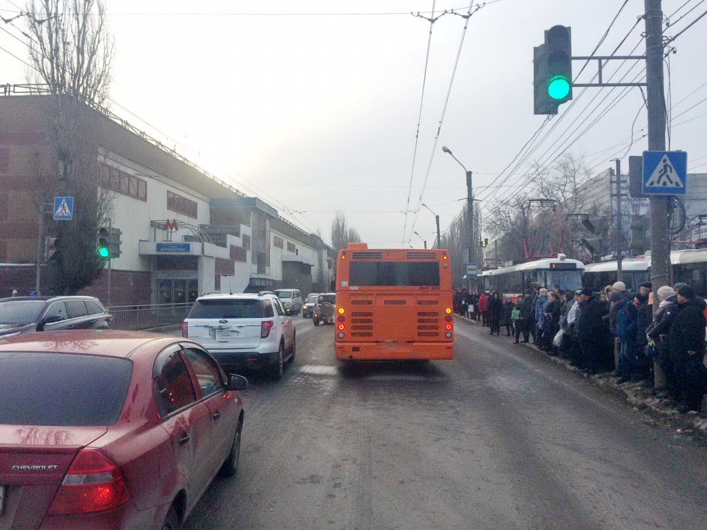На Сормовском шоссе автобус сбил 20-летнюю девушку 21 марта