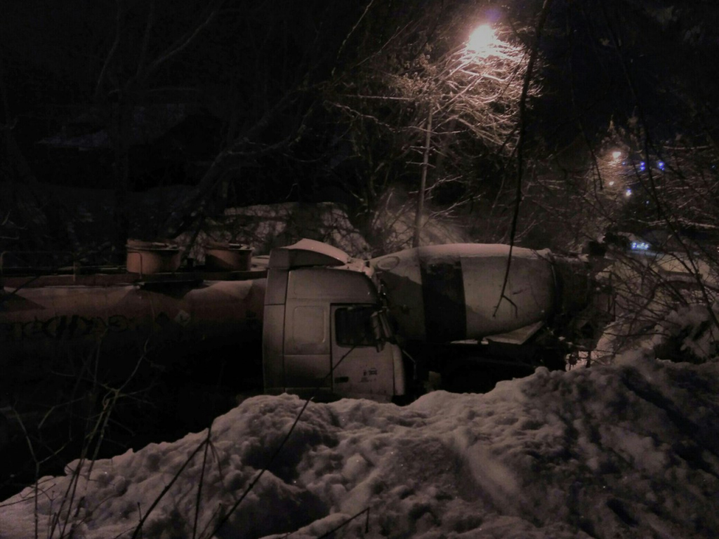 авария на улице Лысогорская Нижнего Новгорода 27 марта 2018 года