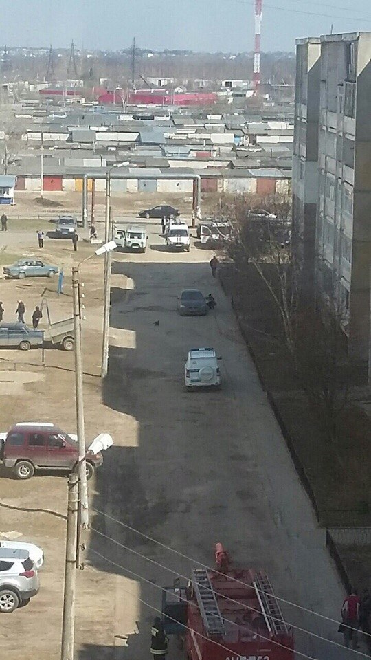 17 апреля на улице Рождественской в Заволжье к автомобилю бизнесмена привязали муляж гранаты