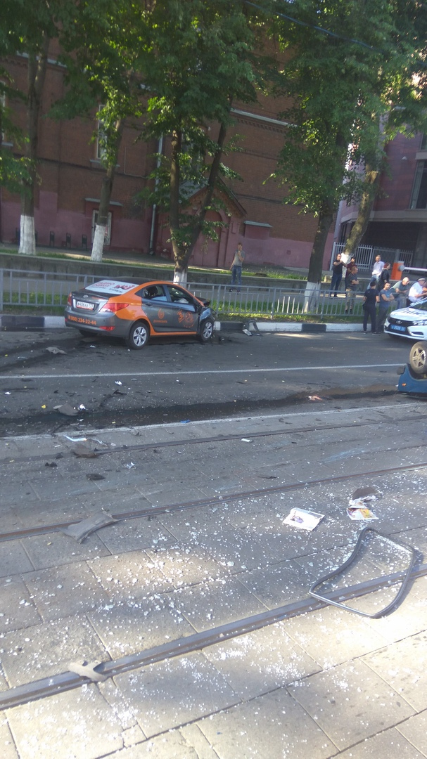 авария на улице Белинского Нижнего Новгорода утром 25 июня 2018 года