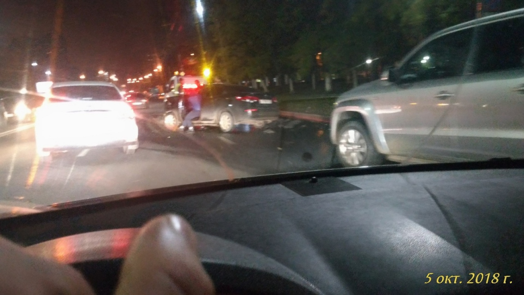 авария на перекрестке улицы Жукова и проспекта Гагарина 5 октября