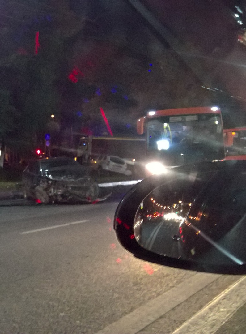 авария на перкрестке улицы Жукова и проспекта Гагарина 5 октября