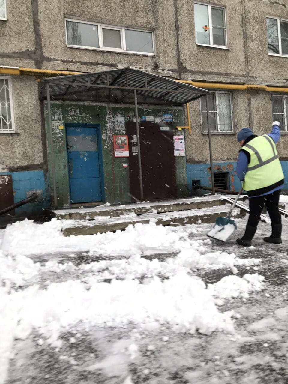 уборка снега на нижегородских дорогах