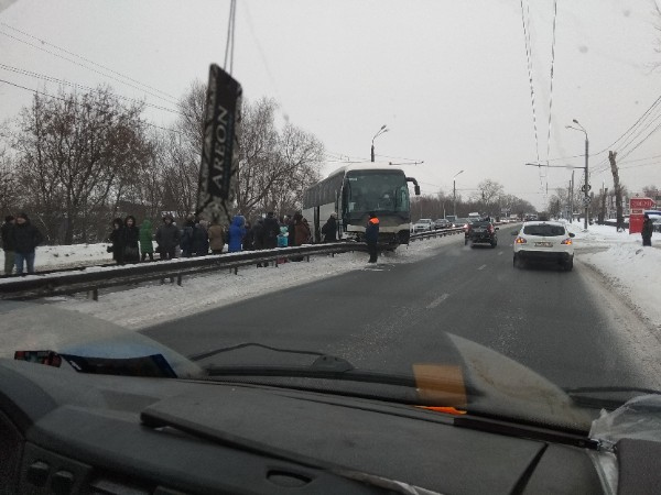 Авария с автобусом на Московском шоссе 8 января 