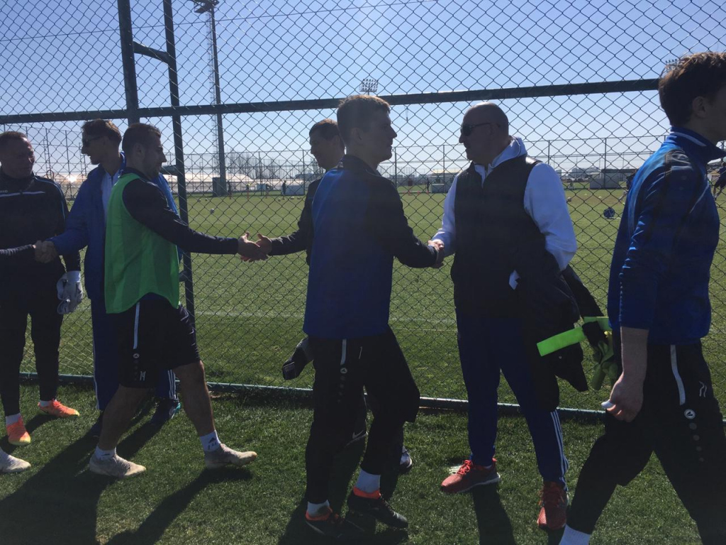 Станислав Черчесов посетил тренировку футбольного клуба "Нижний Новгород"
