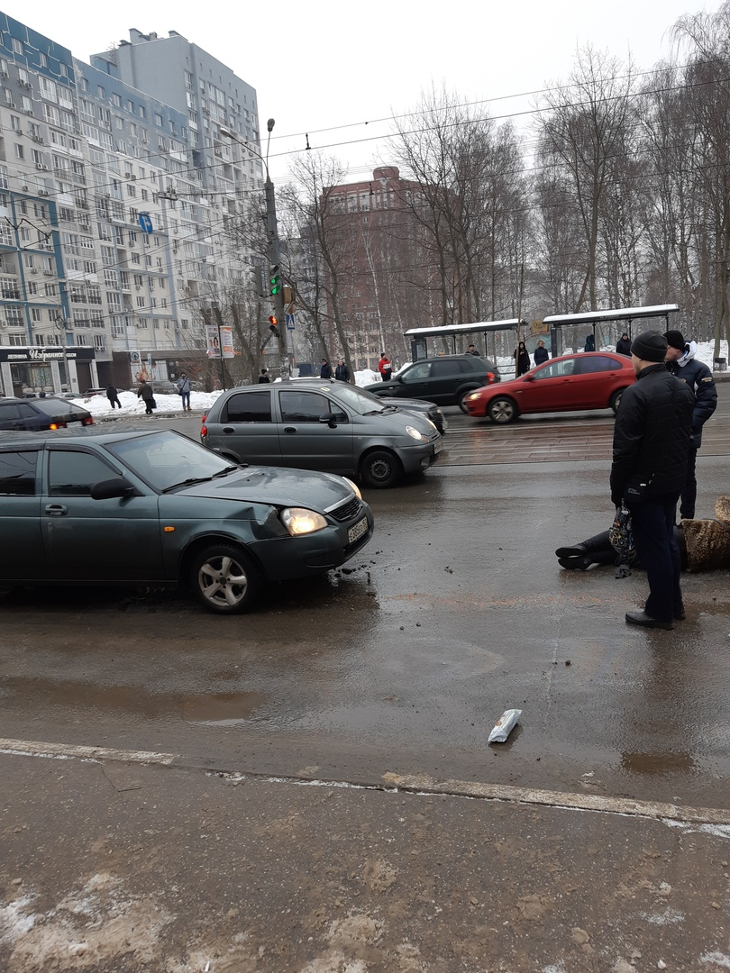 авария на улице Студеной 5 марта