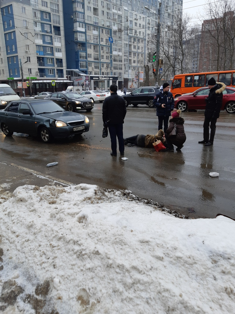 авария на улице Студеной 5 марта