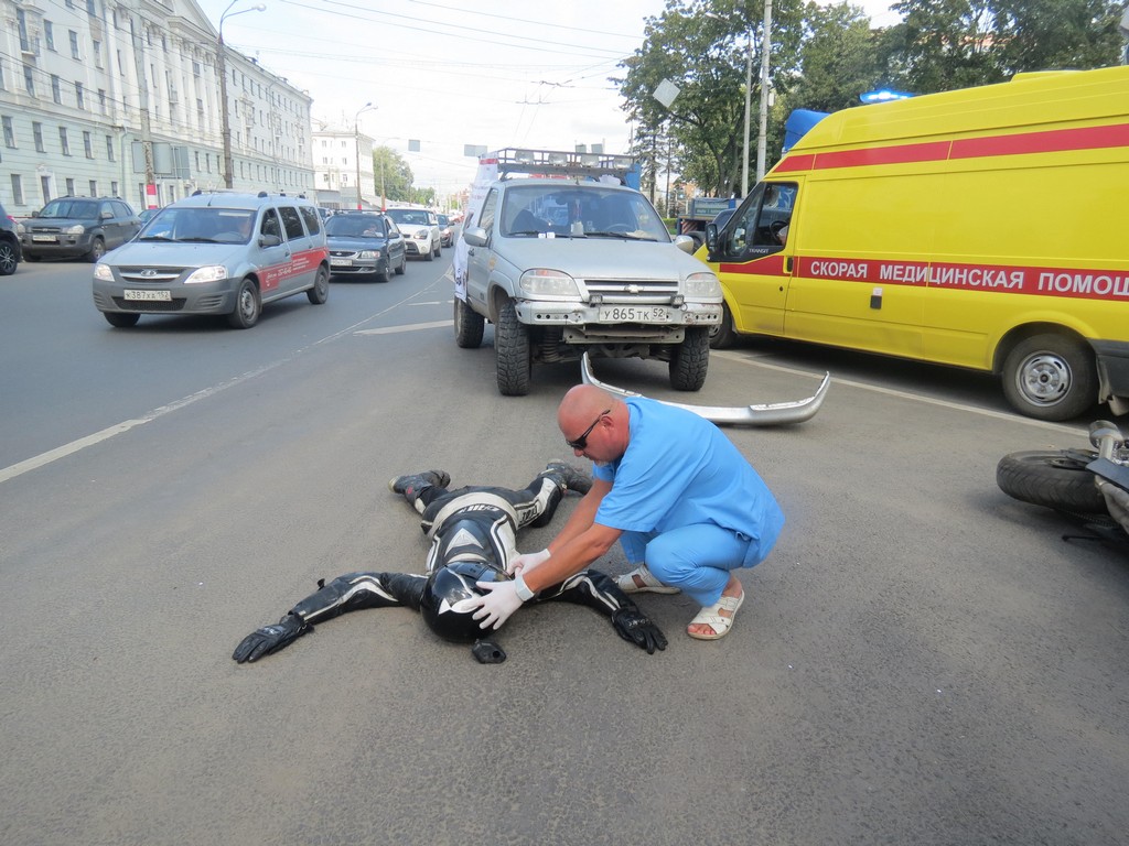 ДТП на площади Лядова с мотоциклистом в Нижнем Новгороде: шоковая терапия  от ГИБДД