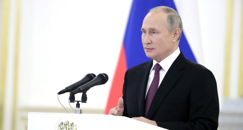Владимир Путин расскажет о своей ревакцинации 16-18 ноября 