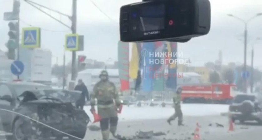 Четыре автомобиля столкнулись в Нижнем Новгороде: есть пострадавшие 