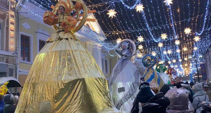 Нижегородцы снова смогут увидеть парад ростовых кукол на Большой Покровской