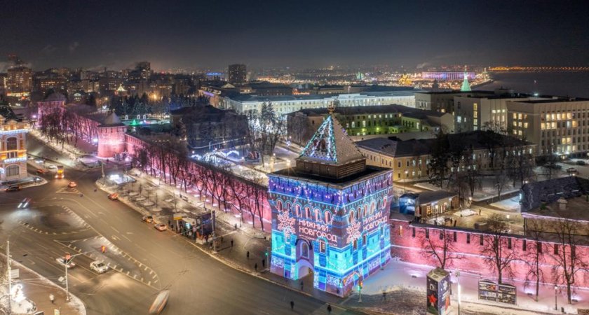 Нижегородцы в последний раз в этом году смогут насладиться новогодним шоу на стенах Кремля