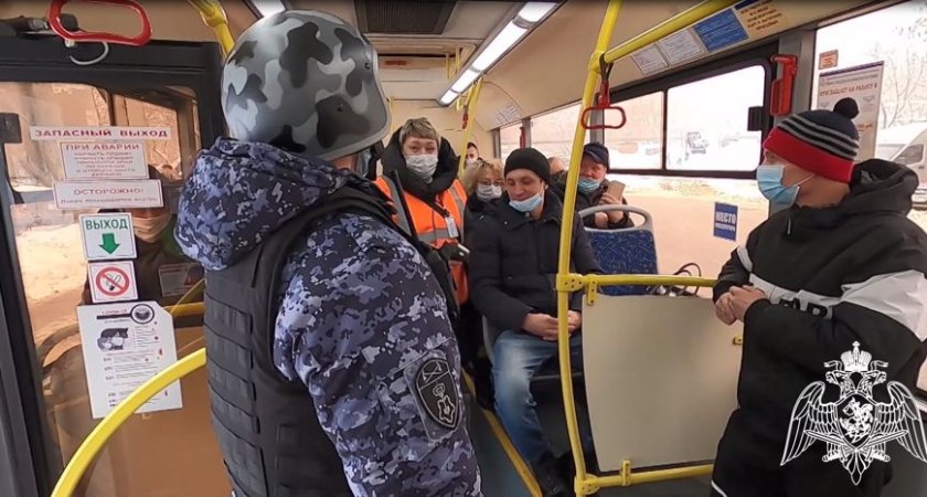 Тревожные кнопки установят в автобусах и скорых Нижнего Новгорода