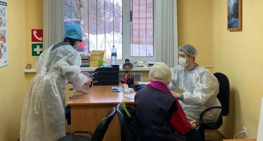 Жители Донбасса проходят полное обследование у нижегородских врачей