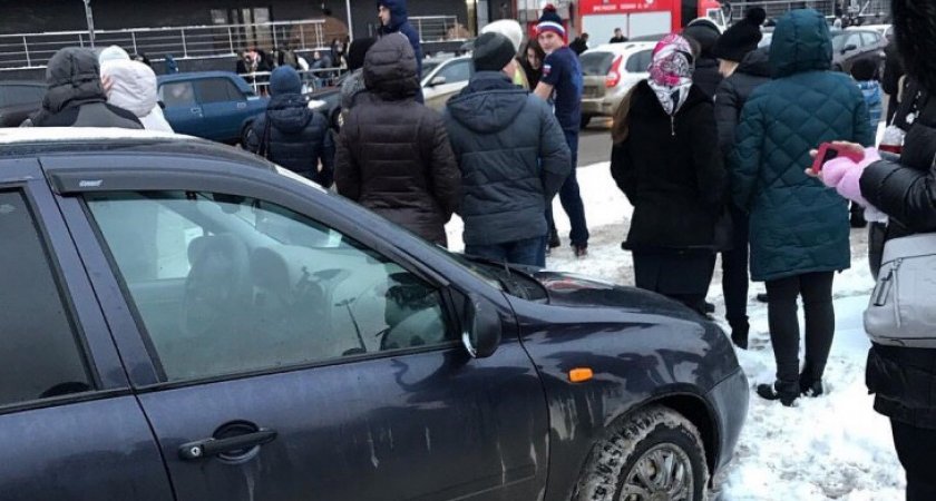 Два завода и больницу "заминировали" в Нижнем Новгороде