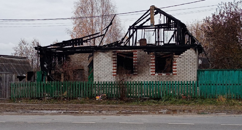Мать сгоревших детей в Вознесенском беременна четвертым ребенком