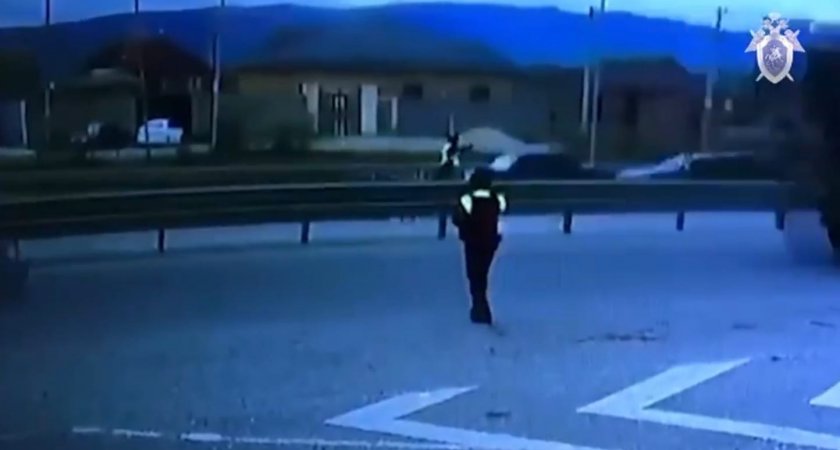 Видео наезда на нижегородского полицейского братом Нурмагомедова появилось в сети