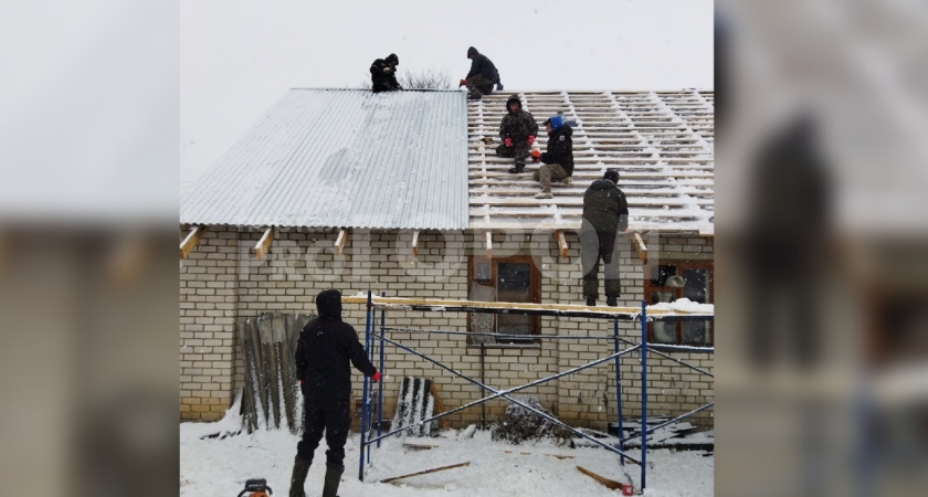 Жители села под Дивеево восстановили сгоревший дом многодетной семье своими руками