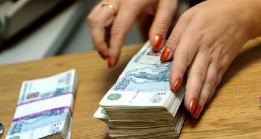 Сотрудница нижегородского пенсионного отдела увеличила бюджет за счет умершего пенсионера