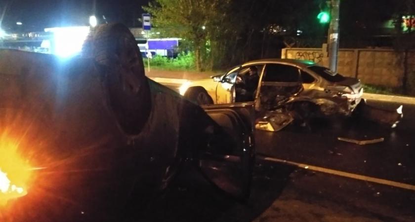 30-летний водитель улетел в кювет: две девочки-подростка с серьезными травмами головы