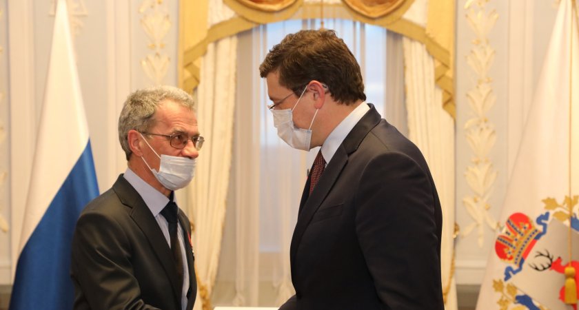 Глеб Никитин вручил государственные награды жителям региона