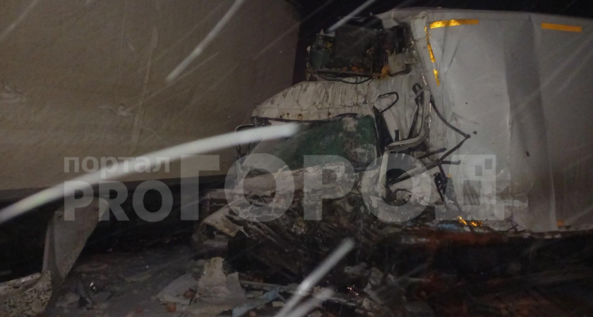 Мужчина погиб в ДТП с грузовиками в Нижегородской области